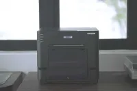 Studio grade hologram photo printer